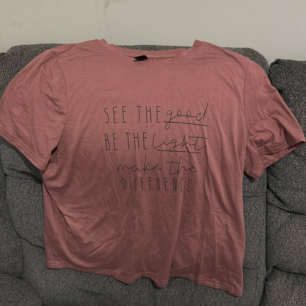 Women’s Top “See the good, Be the light, make the difference”